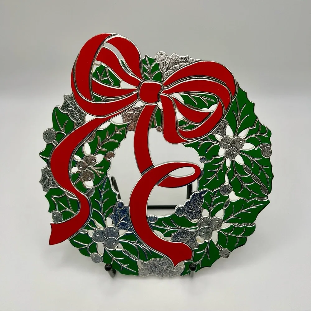 Vintage 80s Wm. A. Rogers Holiday Trivet 8